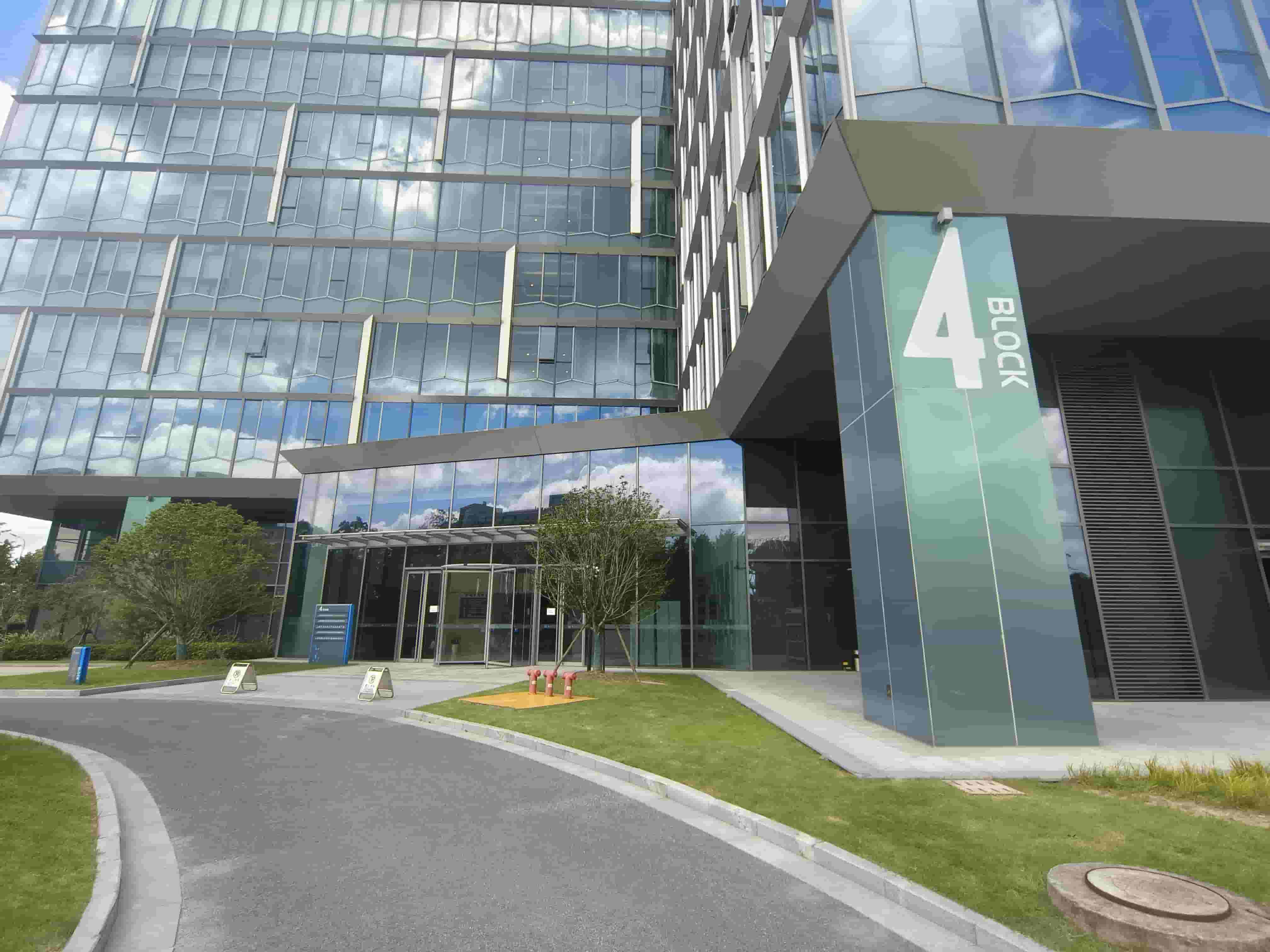 【公司新聞】隱智科儀助力上海市農(nóng)產(chǎn)品檢測(cè)中心實(shí)驗(yàn)室搬遷 清點(diǎn)工作有序推進(jìn)