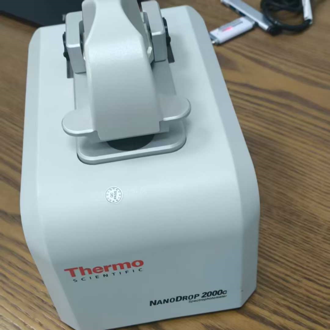 Nanodrop 2000c超微量分光光度計(jì)